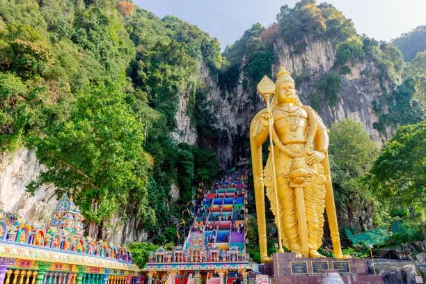 Batu Caves – Selangor, Attractions in Malaysia-Best Tourist Attractions In Malaysia