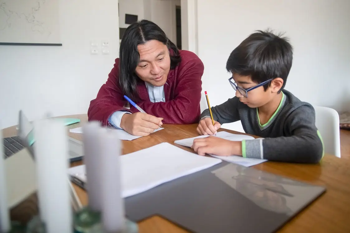 Mentorship and Role Modeling in Leadership Skills for Teens